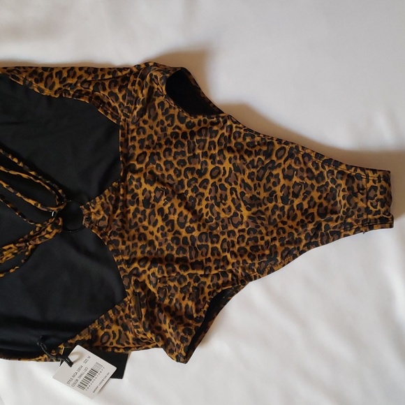 Kendall & Kylie, NWT,  Leopard Print Bathing Suit - Picture 3 of 6